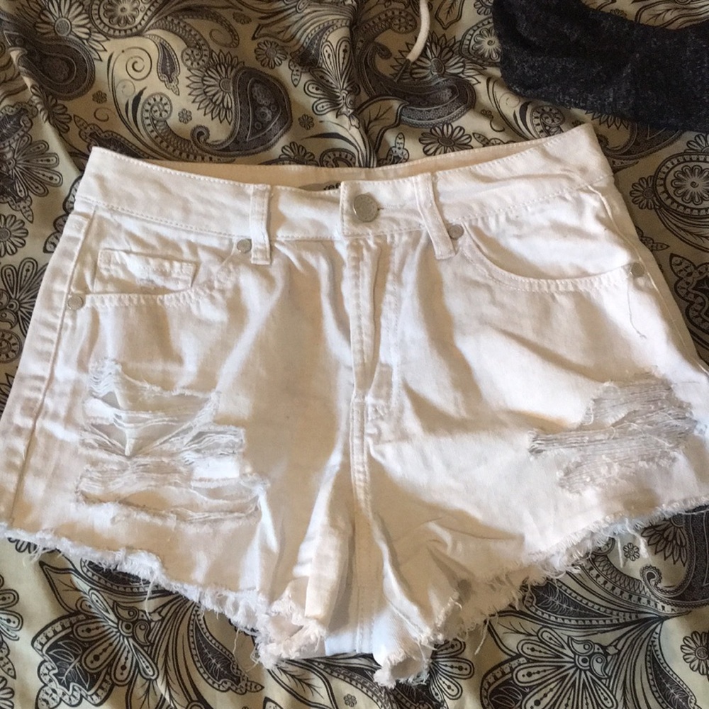 White high waisted shorts